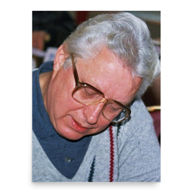 Evgeni Vasiukov poster print, in size 18x24 inches.