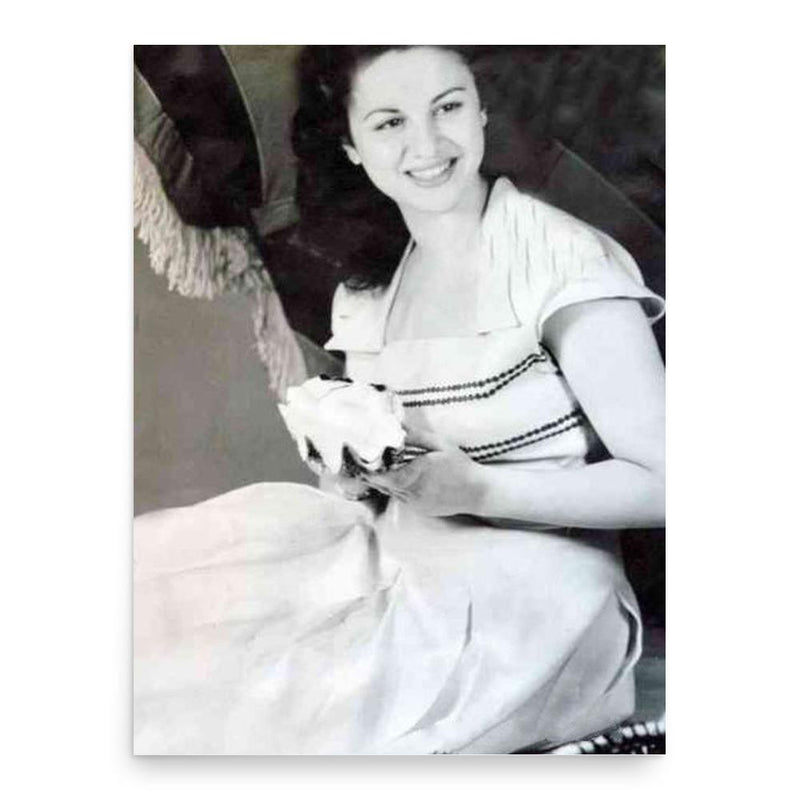 Faten Hamama poster print, in size 18x24 inches.