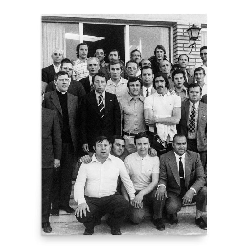 Fernando Barrachina poster print, in size 18x24 inches.