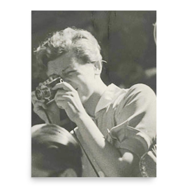 Gerda Taro poster print, in size 18x24 inches.