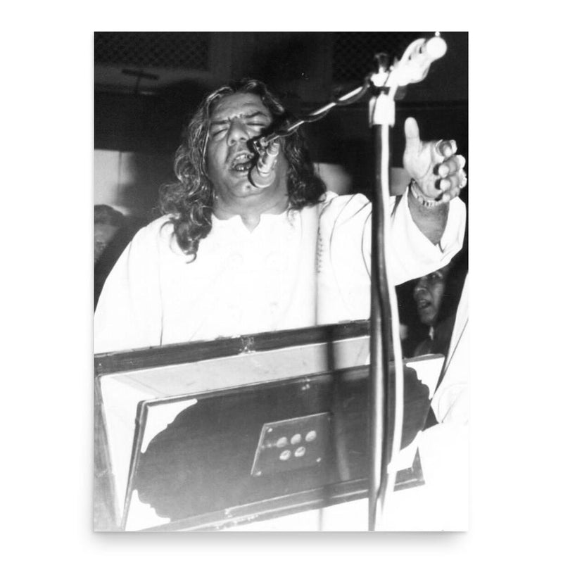 Ghulam Farid Sabri poster print, in size 18x24 inches.