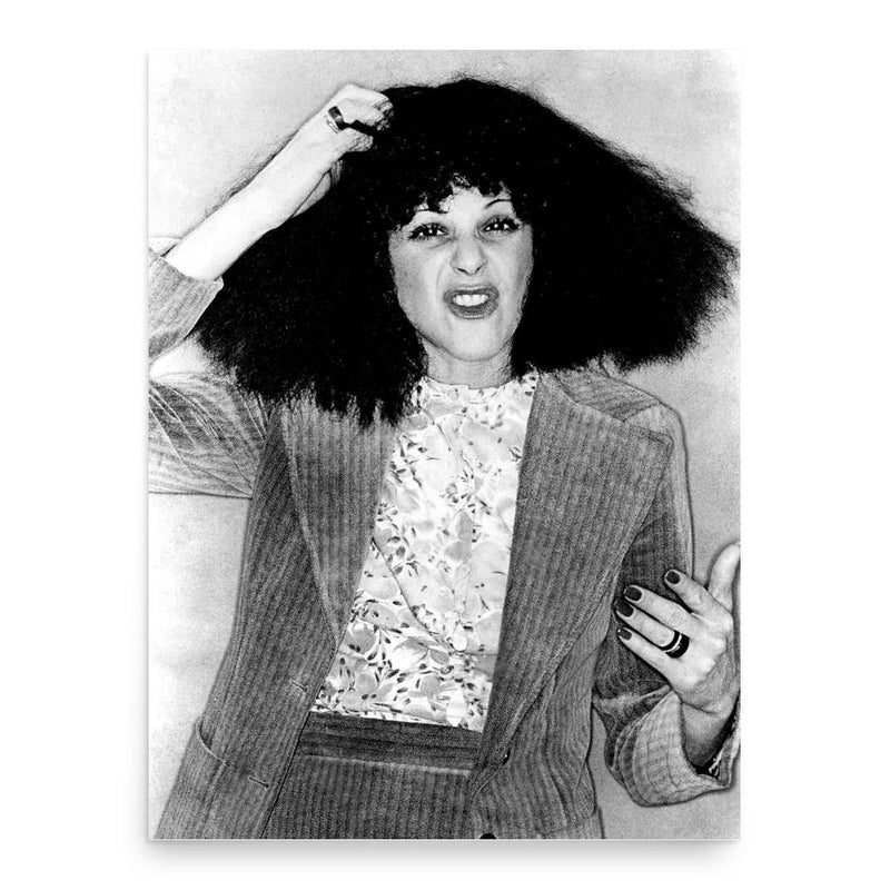 Gilda Radner poster print, in size 18x24 inches.