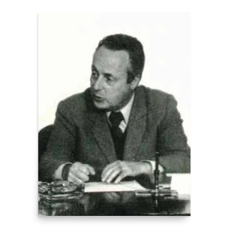 Giorgio Bassani poster print, in size 18x24 inches.