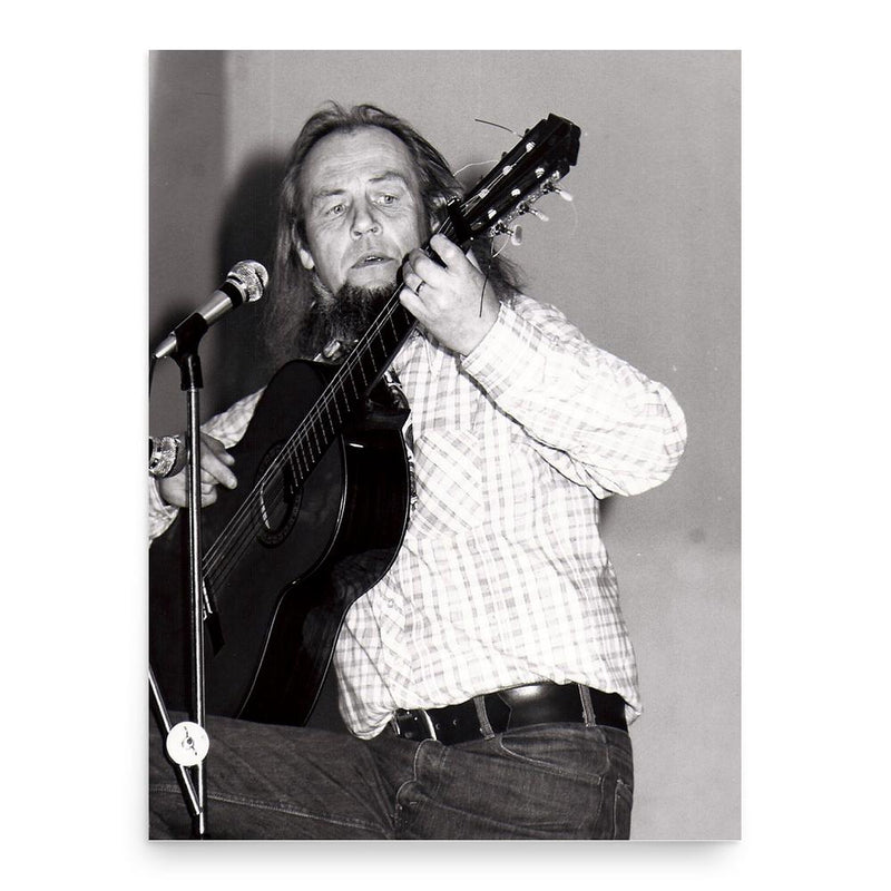 Glenmor poster print, in size 18x24 inches.