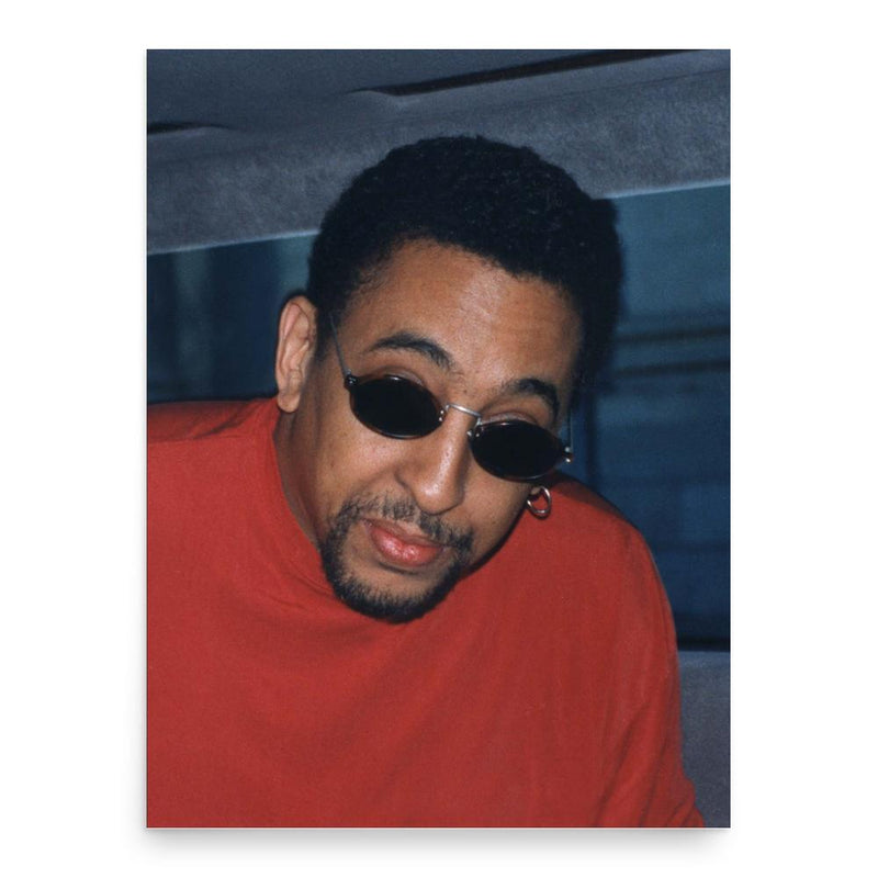 Gregory Hines poster print, in size 18x24 inches.