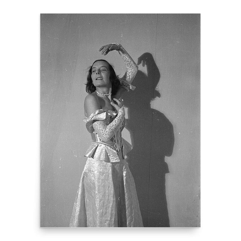 Gret Palucca poster print, in size 18x24 inches.