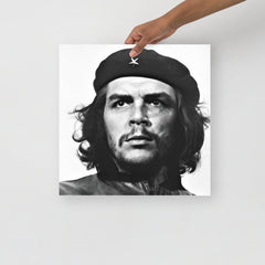 A Che Guevara poster on a plain backdrop in size 16x16”.