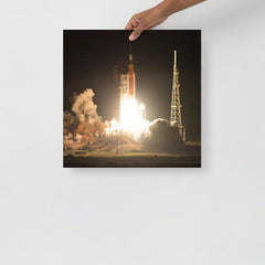 An Artemis 1 poster on a plain backdrop in size 18x18”.